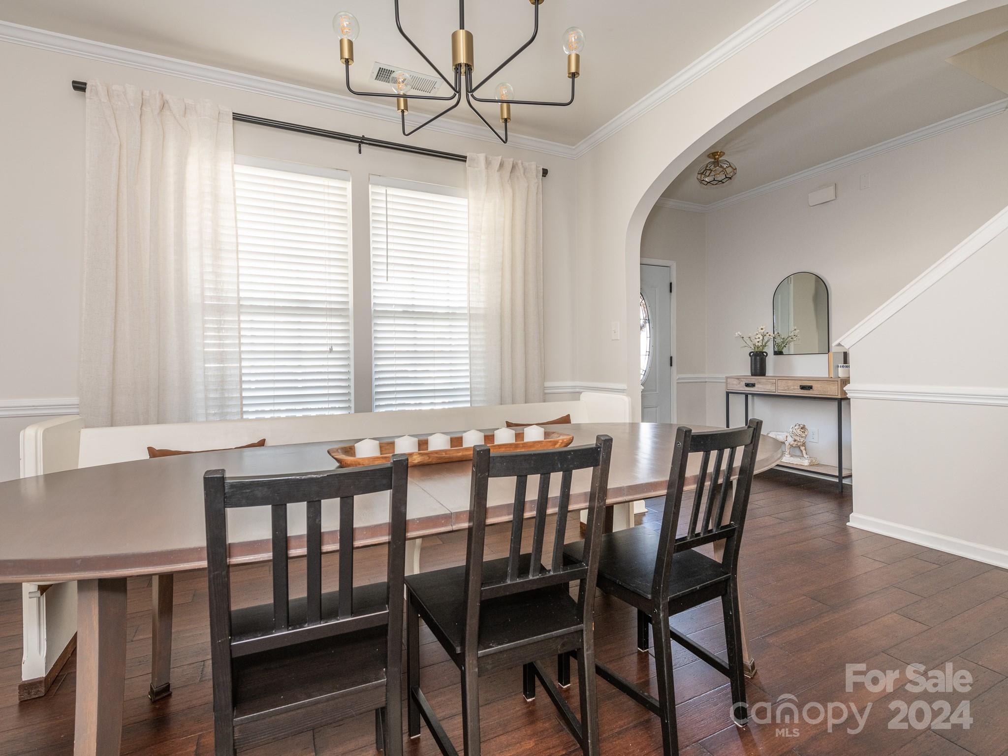 English Trails - Residential