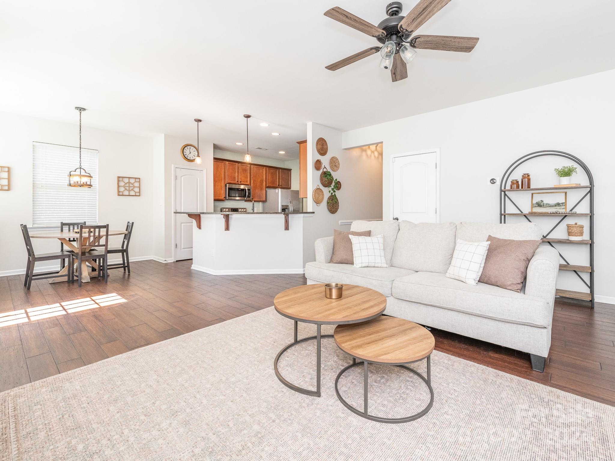 English Trails - Residential