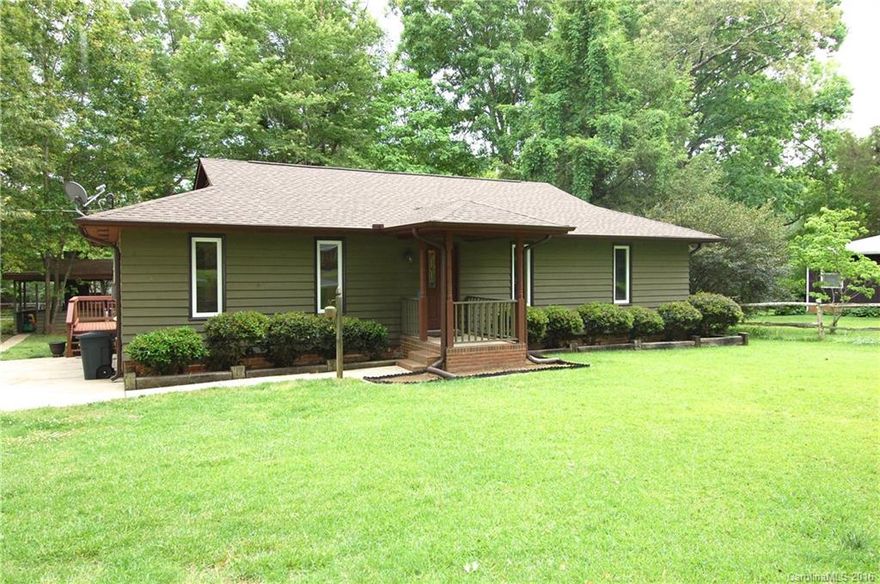 Gorgeous well maintained 3BR, 2BA Home in Rock Hill. Large lot offers plenty of space. The large formal dining room if perfect for entertaining. Spacious great room offers a warming fireplace, rich hardwood floors, & beautiful architecture beams. Amazing master bedroom w/ updated master bath. Spacious secondary bedrooms & updated guest bath. The backyard features a covered grilling area that can be transformed into a smoke house. additional outside storage building. Roof & HVAC installed in 2014