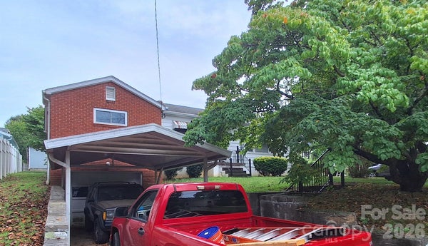 48 WESTGATE RD, ASHEVILLE, NC 28806 - Image 438ab4edb2b9155e059f7c5245458d37/3997661433