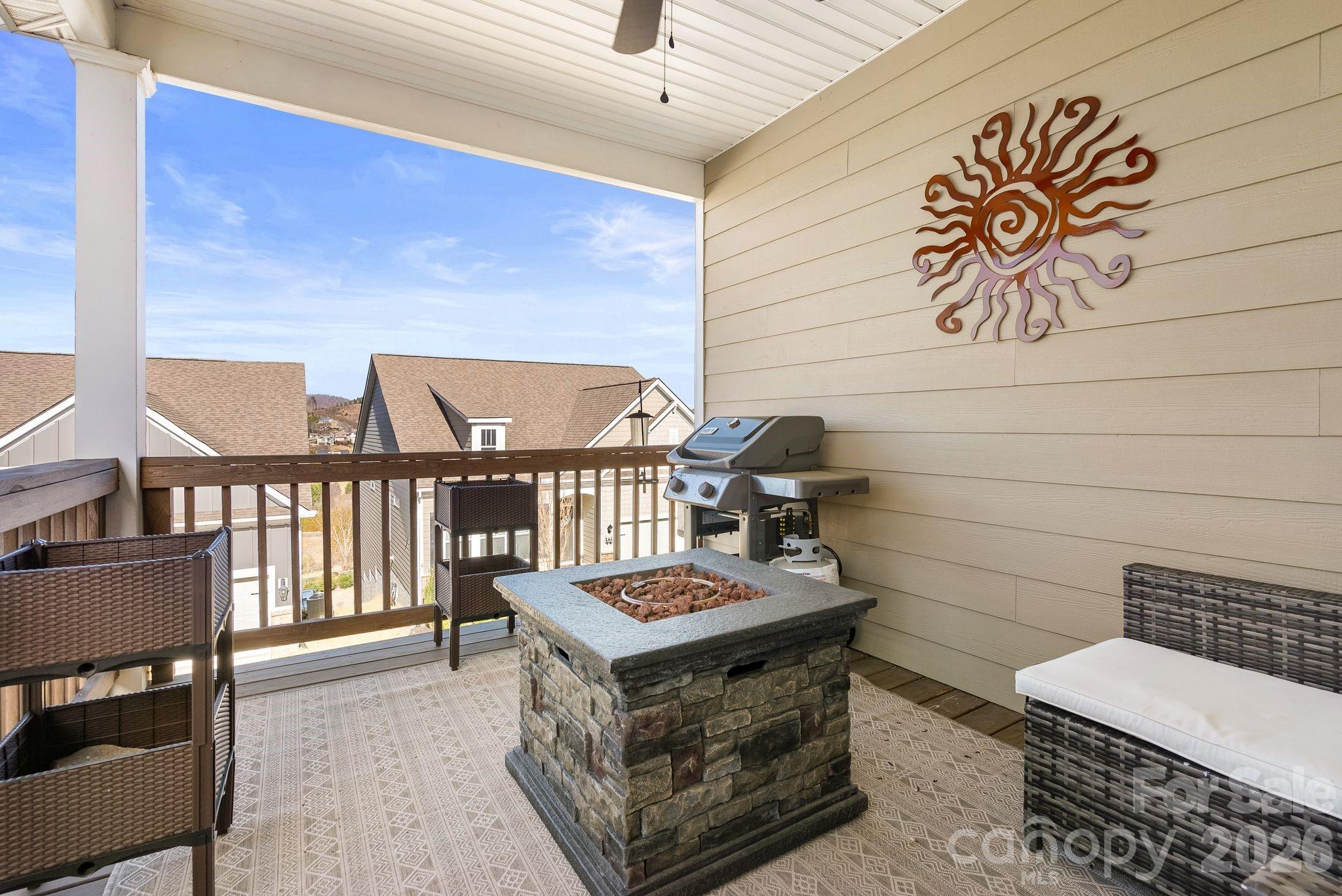 The Views at Rose Hill - Residential