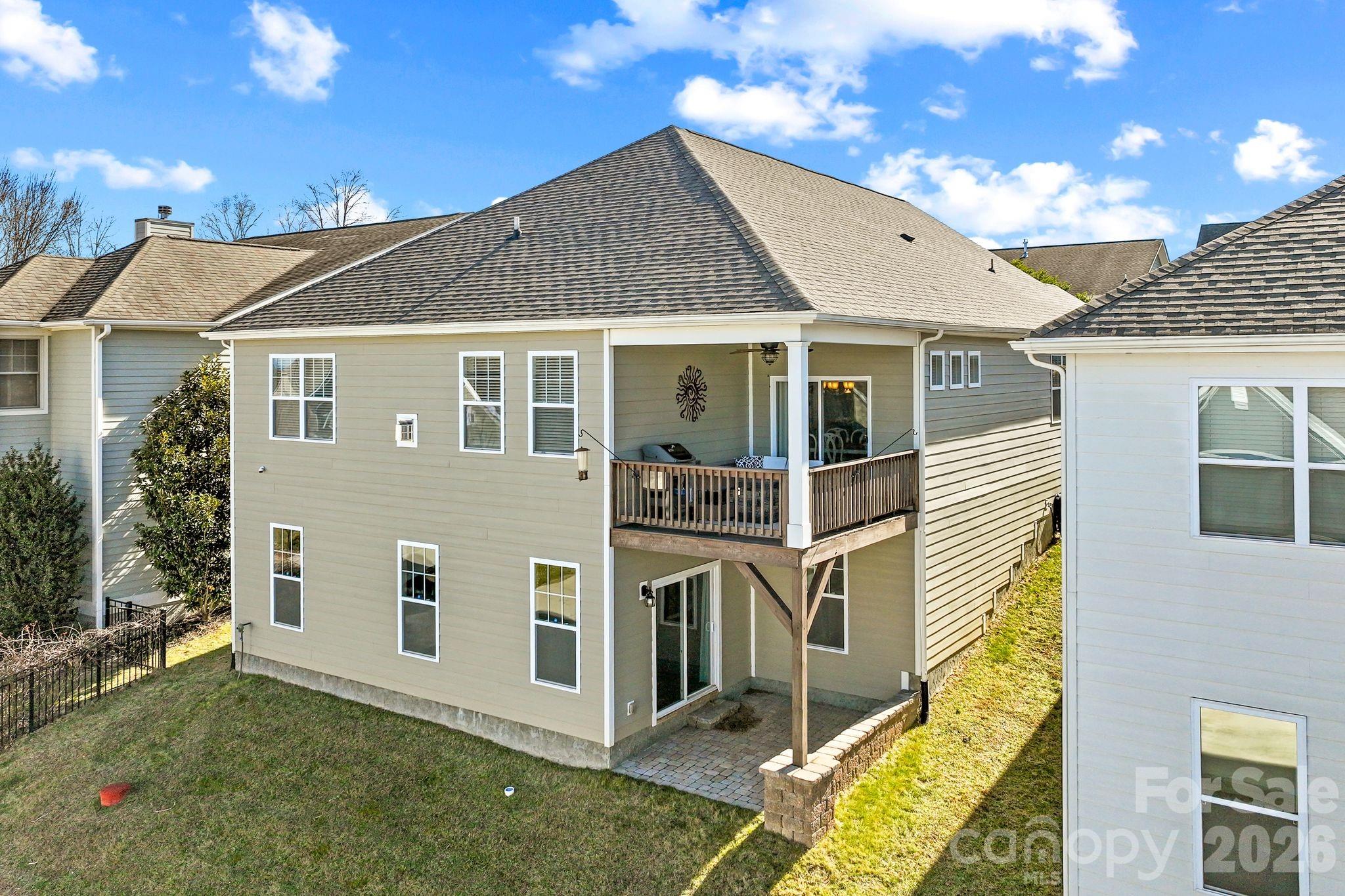 The Views at Rose Hill - Residential