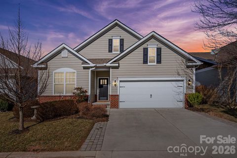 16 Regent Heights Road Leicester NC 28748