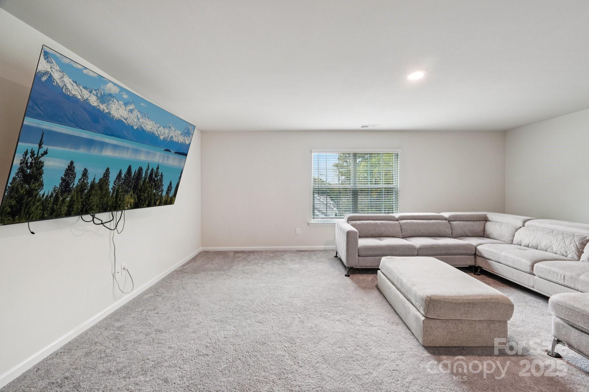 Falls Cove at Lake Norman - Residential