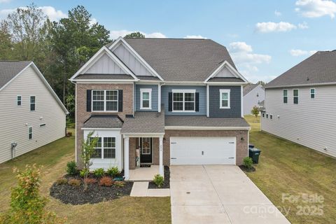 Photo of 299 Hamptons Cove Road, Troutman, NC 28166 (MLS # 4306640)