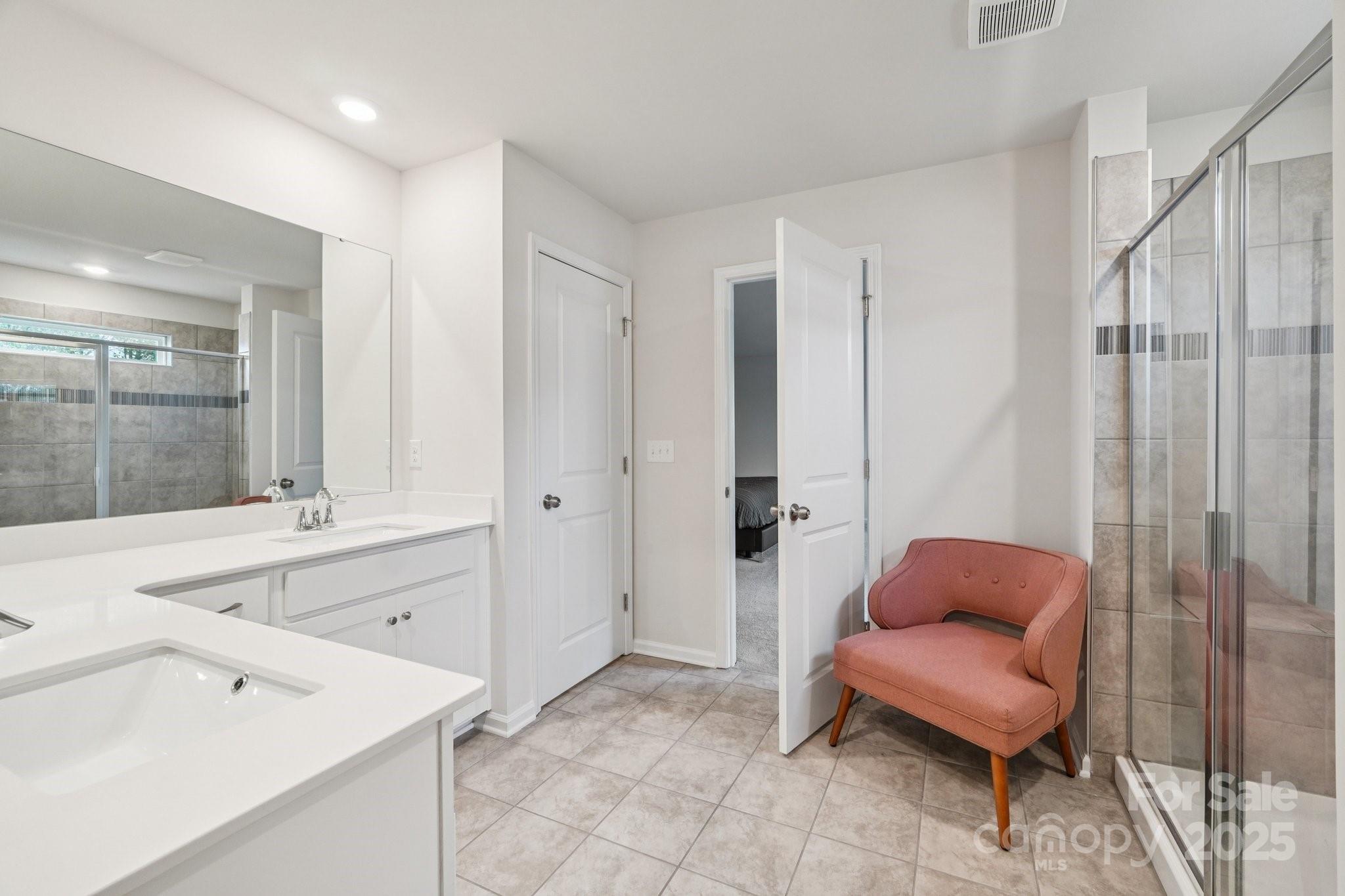 Falls Cove at Lake Norman - Residential