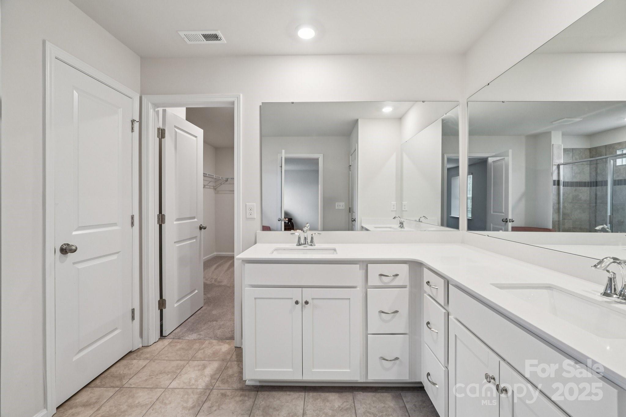 Falls Cove at Lake Norman - Residential