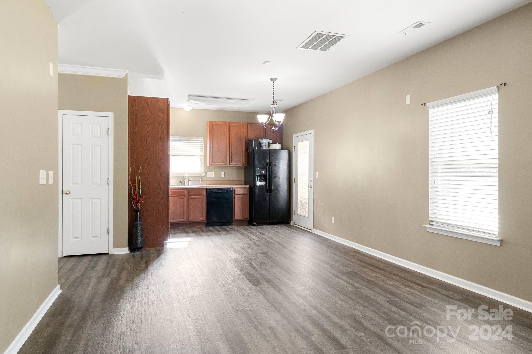 Holly Hill - Residential