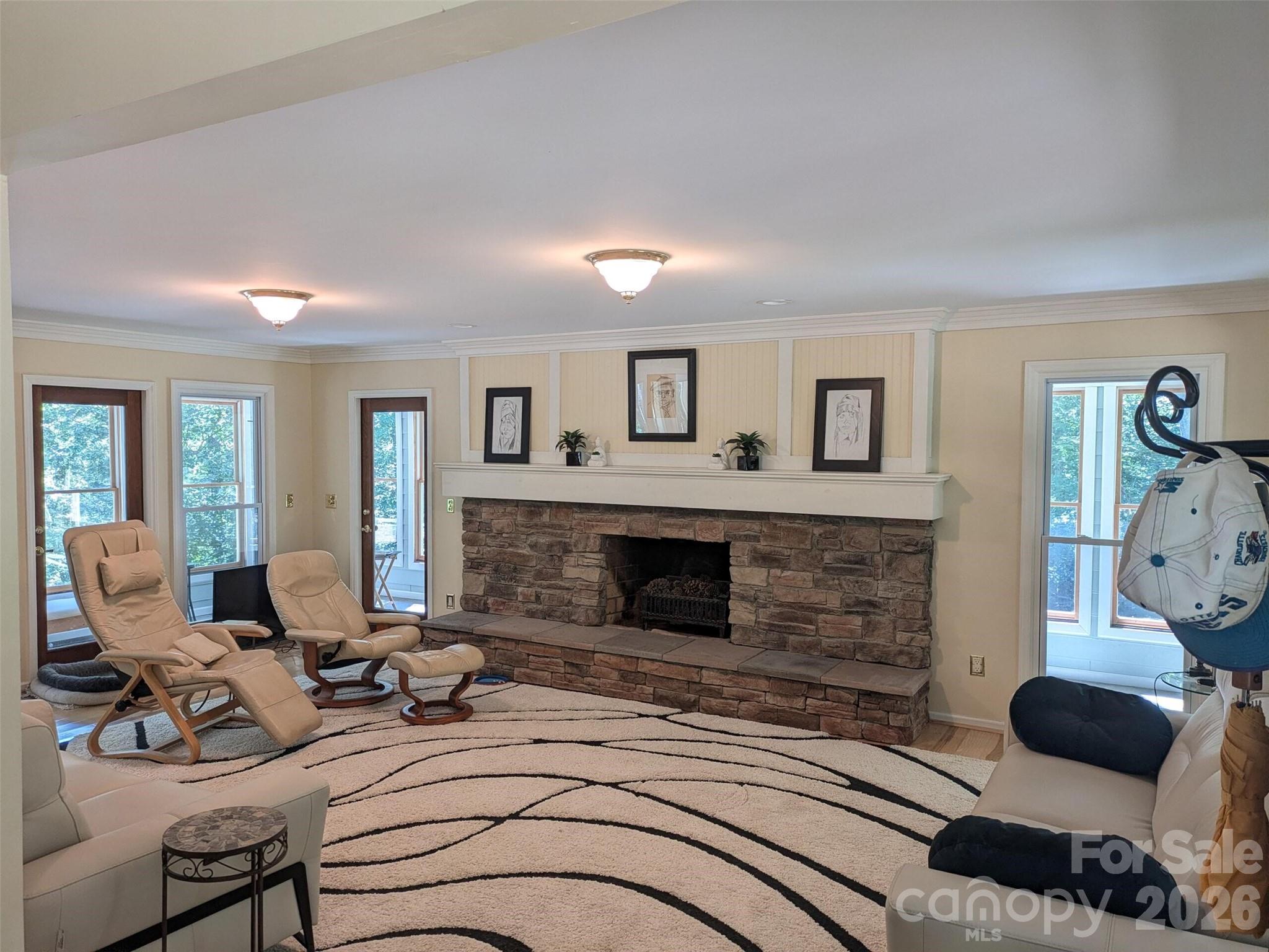 675 Fox Run Lane