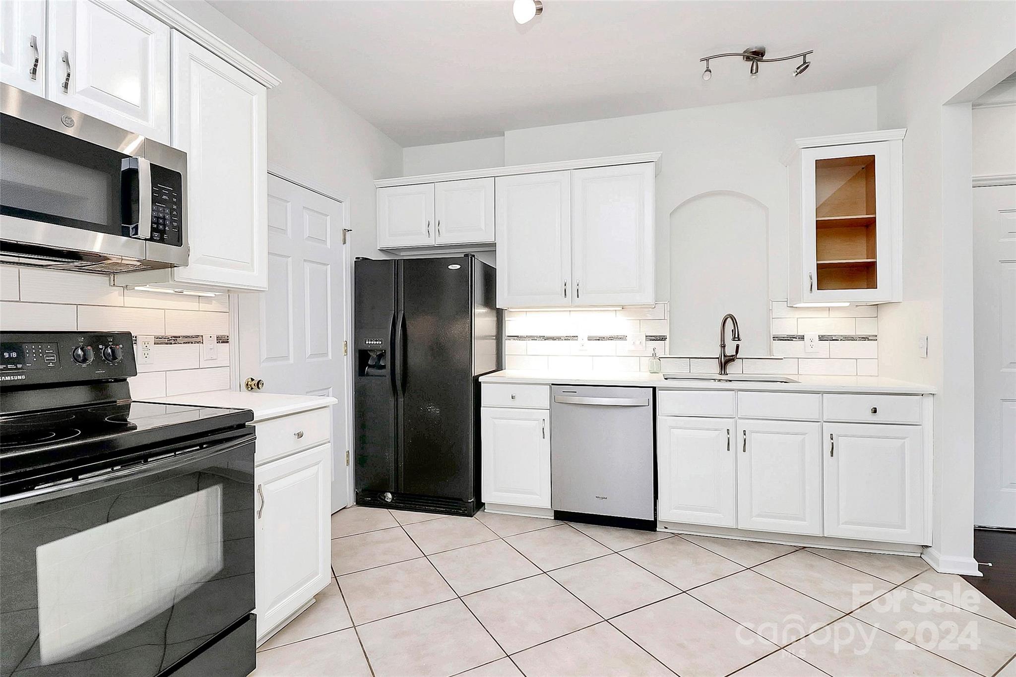 Belle Vista - Residential