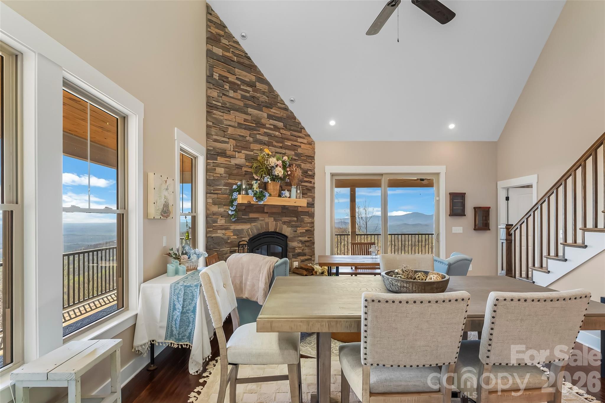 2280 Pinnacle Parkway