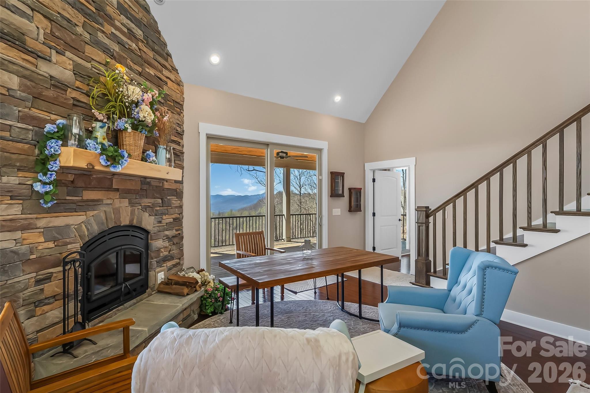 2280 Pinnacle Parkway