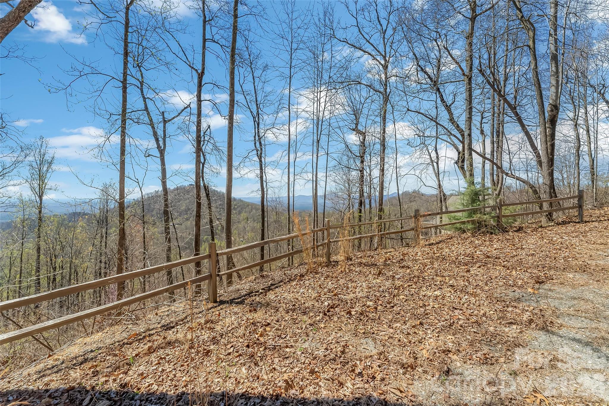 Pinnacle Mountain - Residential