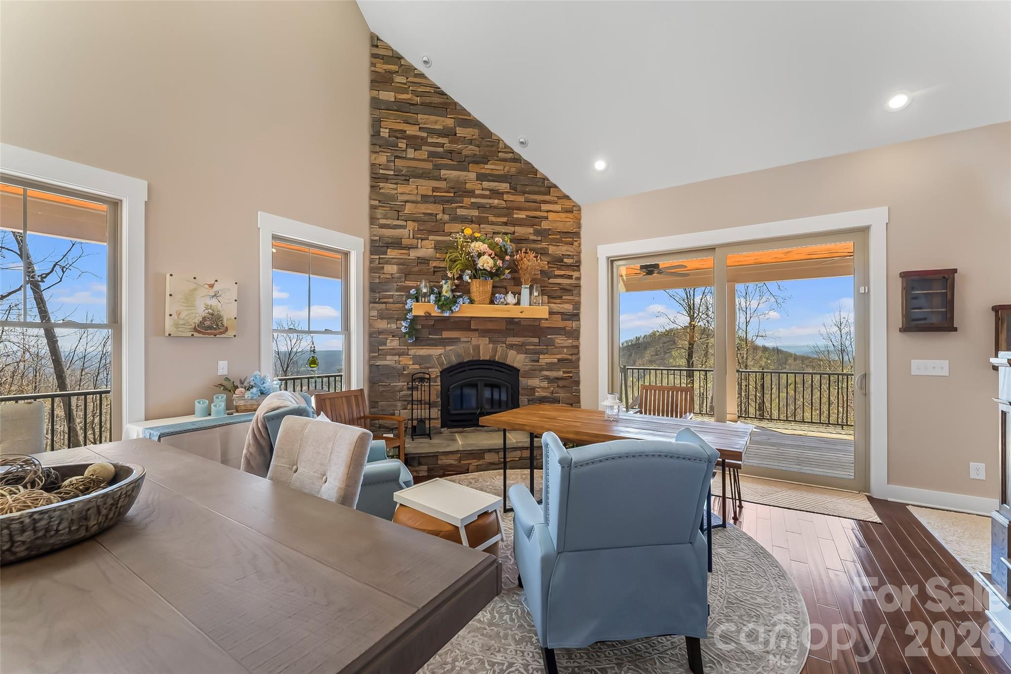 2280 Pinnacle Parkway