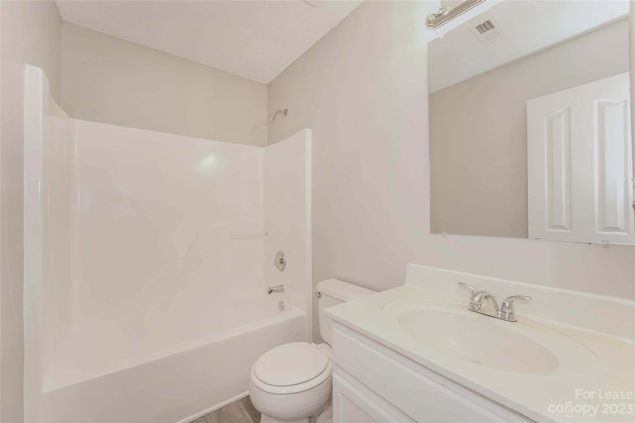 Unknown - Residential Lease