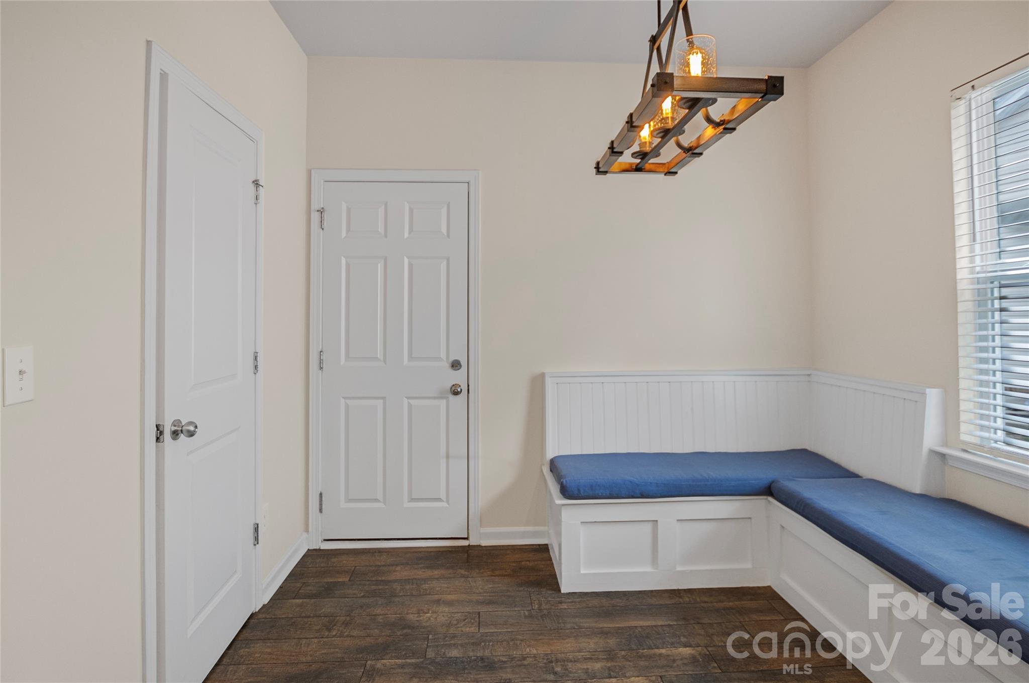 Starmount Cove - Residential