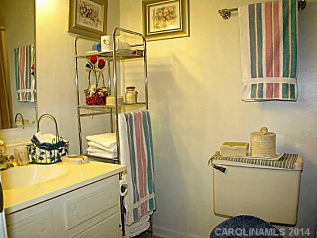 Candlewood Square - Residential