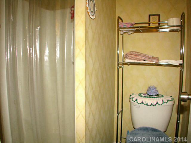 Candlewood Square - Residential