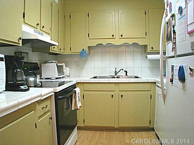 Candlewood Square - Residential