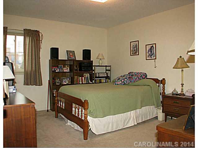 Candlewood Square - Residential