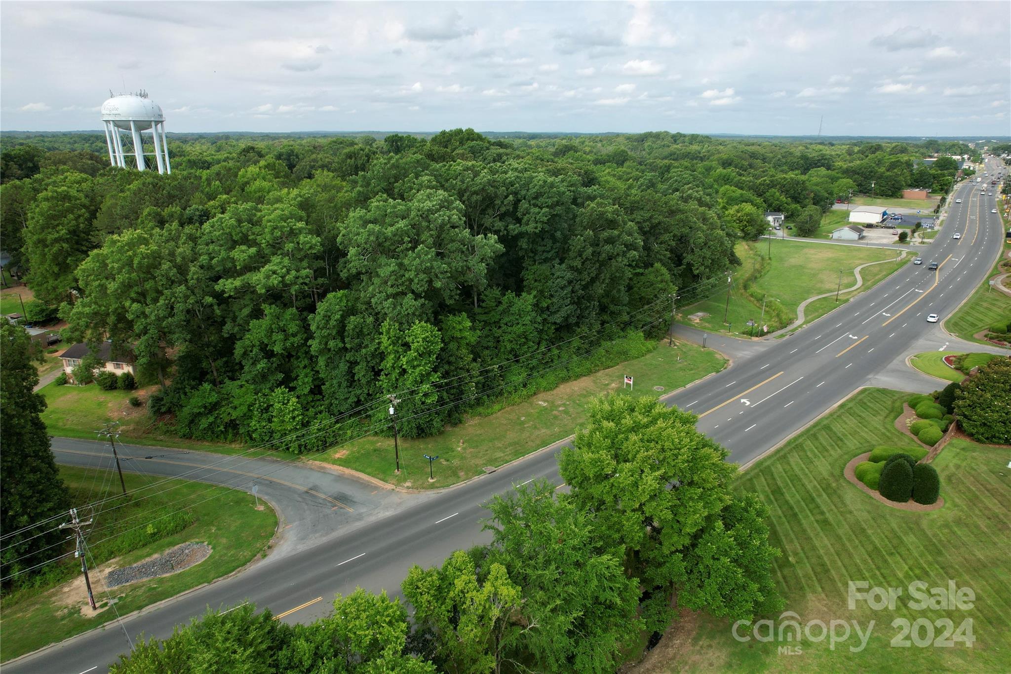 000 Hwy 74 Highway