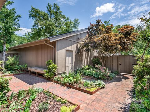 5110 Dunes Court 18 Charlotte NC 28226