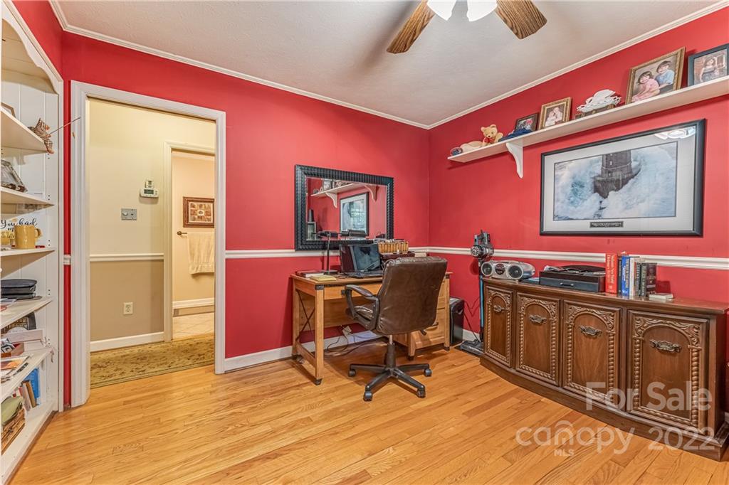 Crestwood - Residential