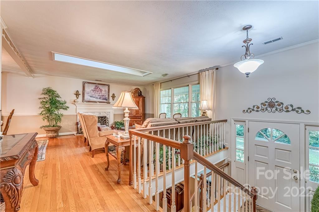 Crestwood - Residential