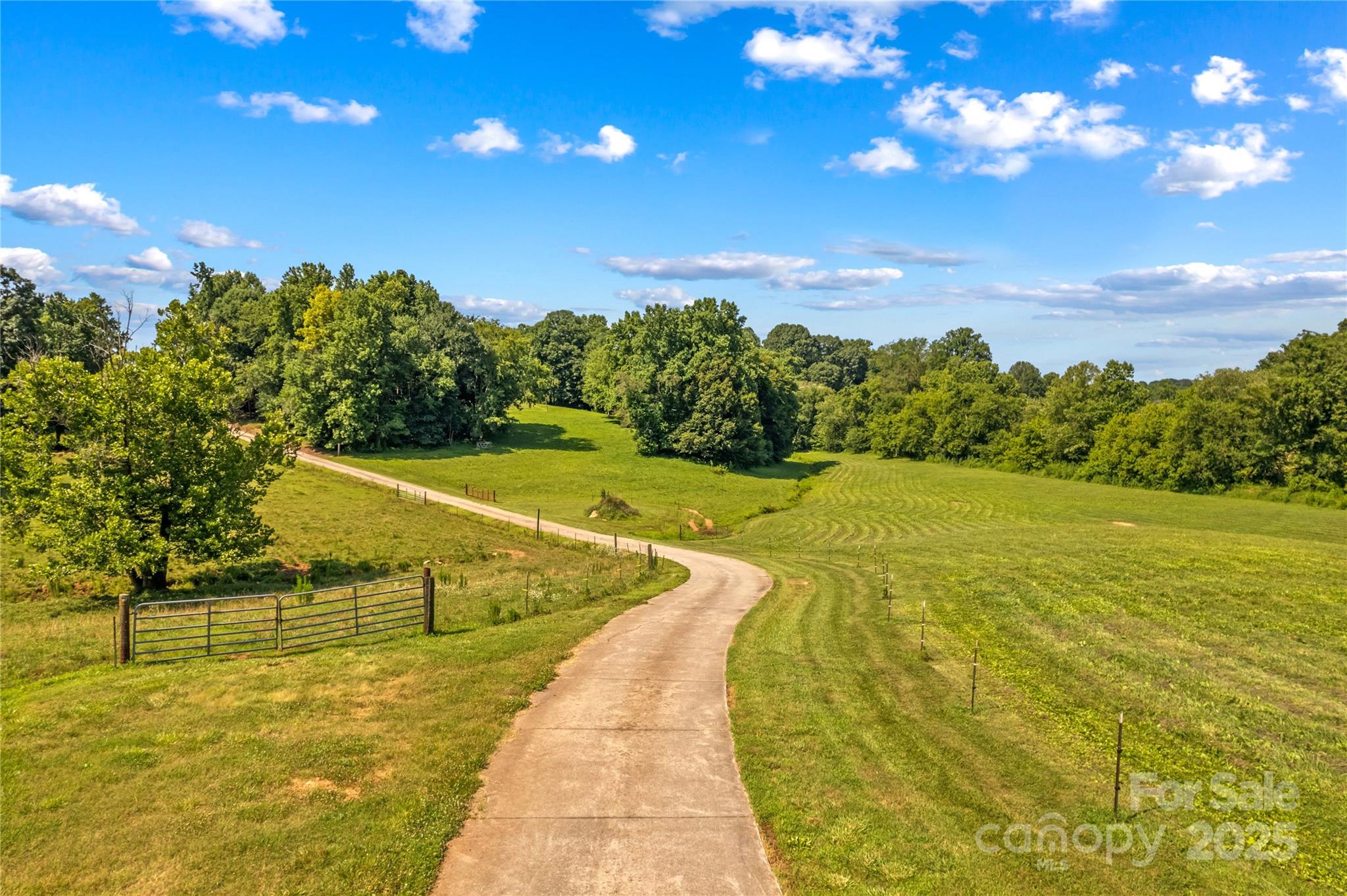 179 J and W Road