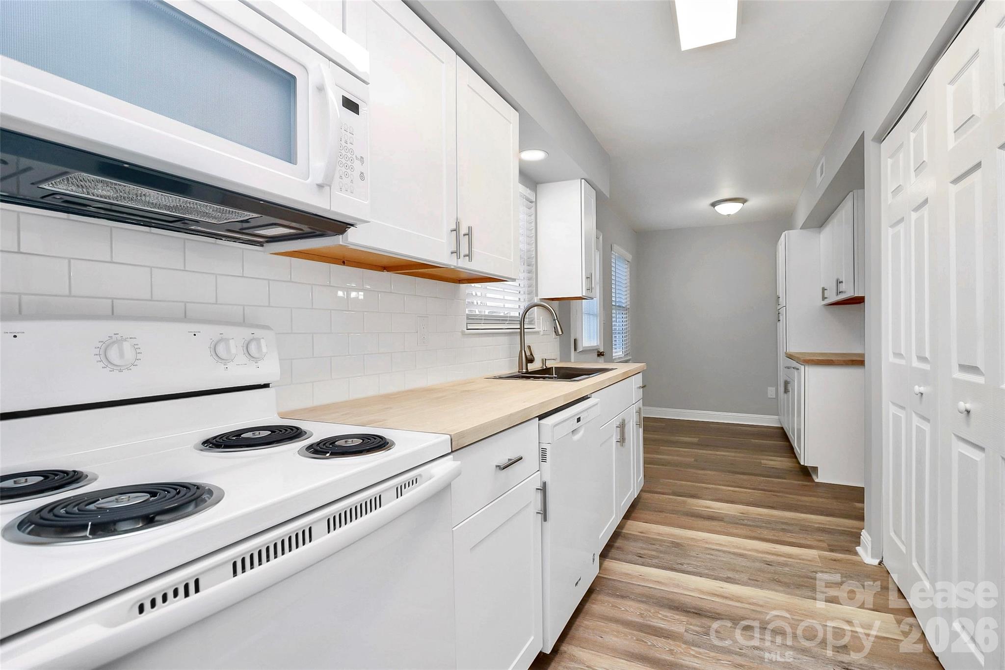 Lexington Commons - Residential Lease