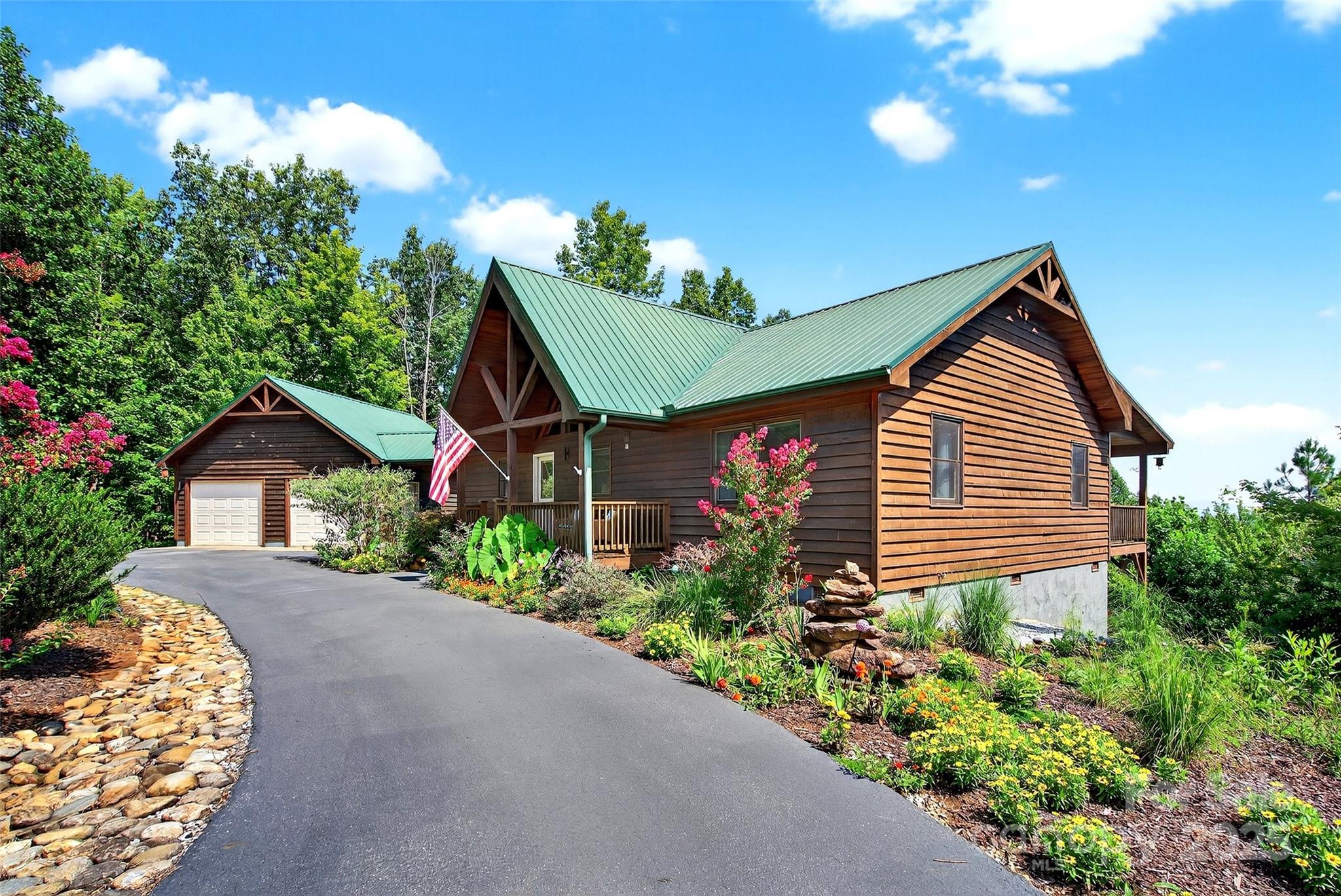 26 Lakeview Trail