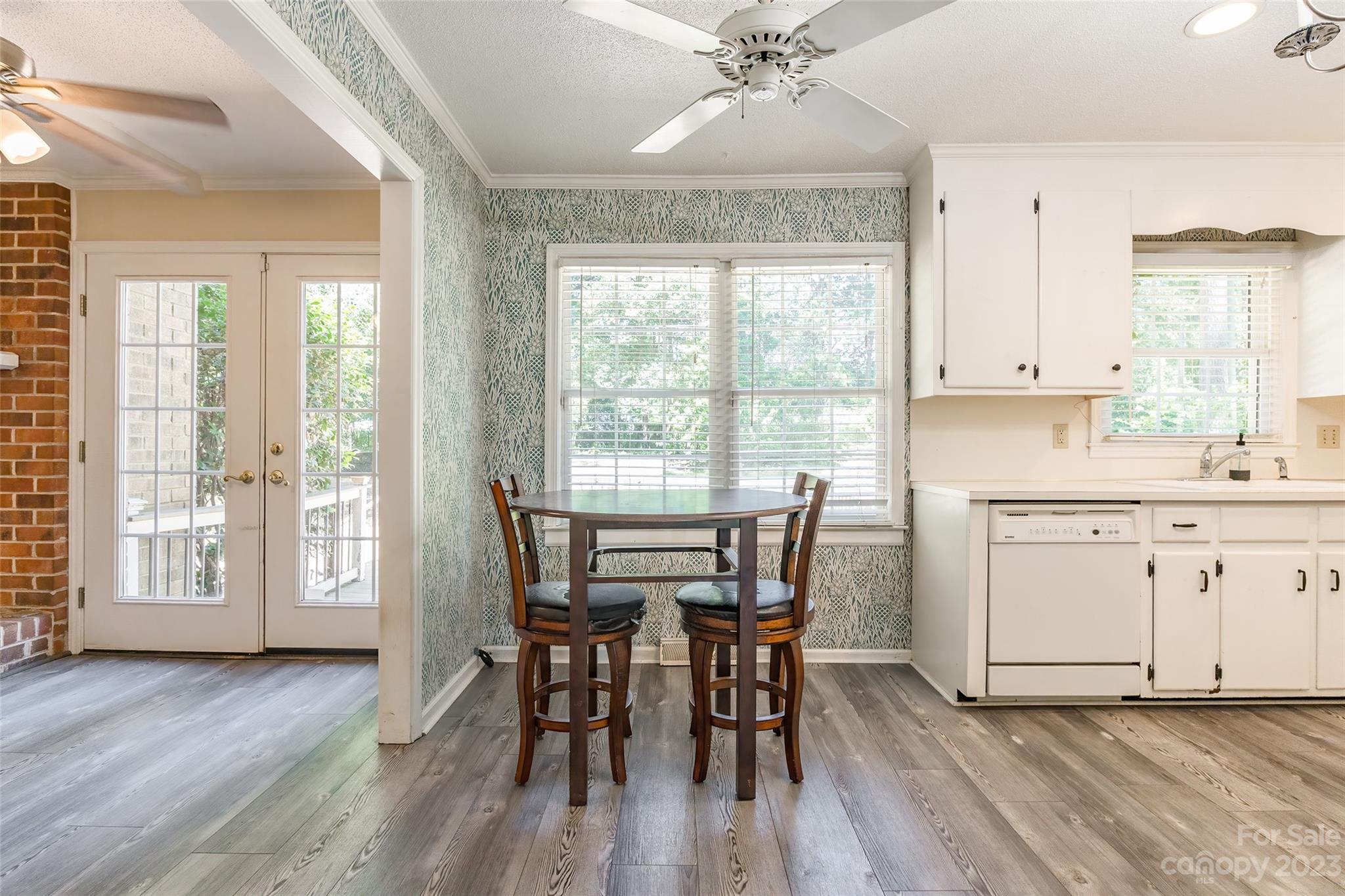 Meadow Lakes - Residential