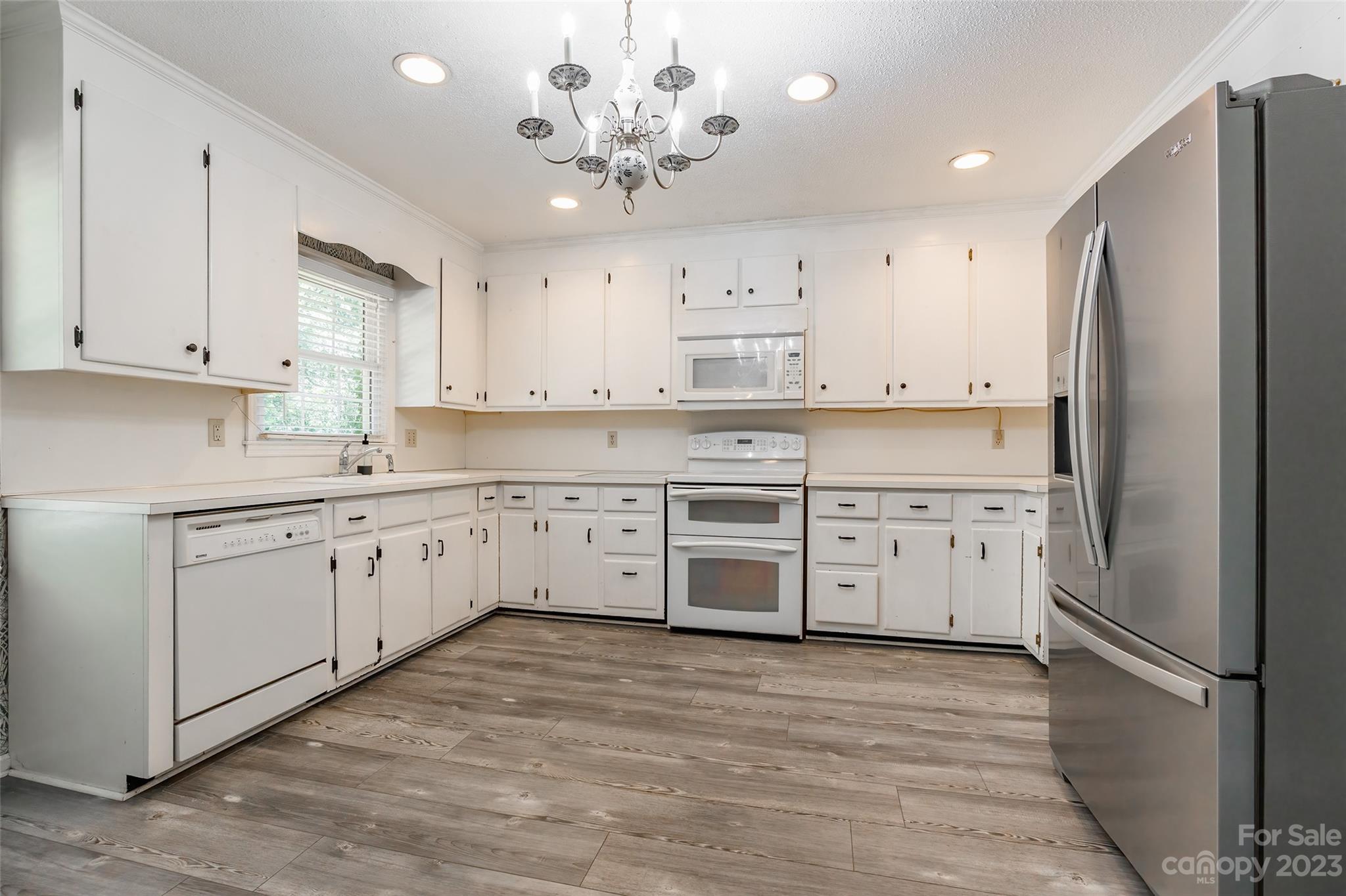 Meadow Lakes - Residential