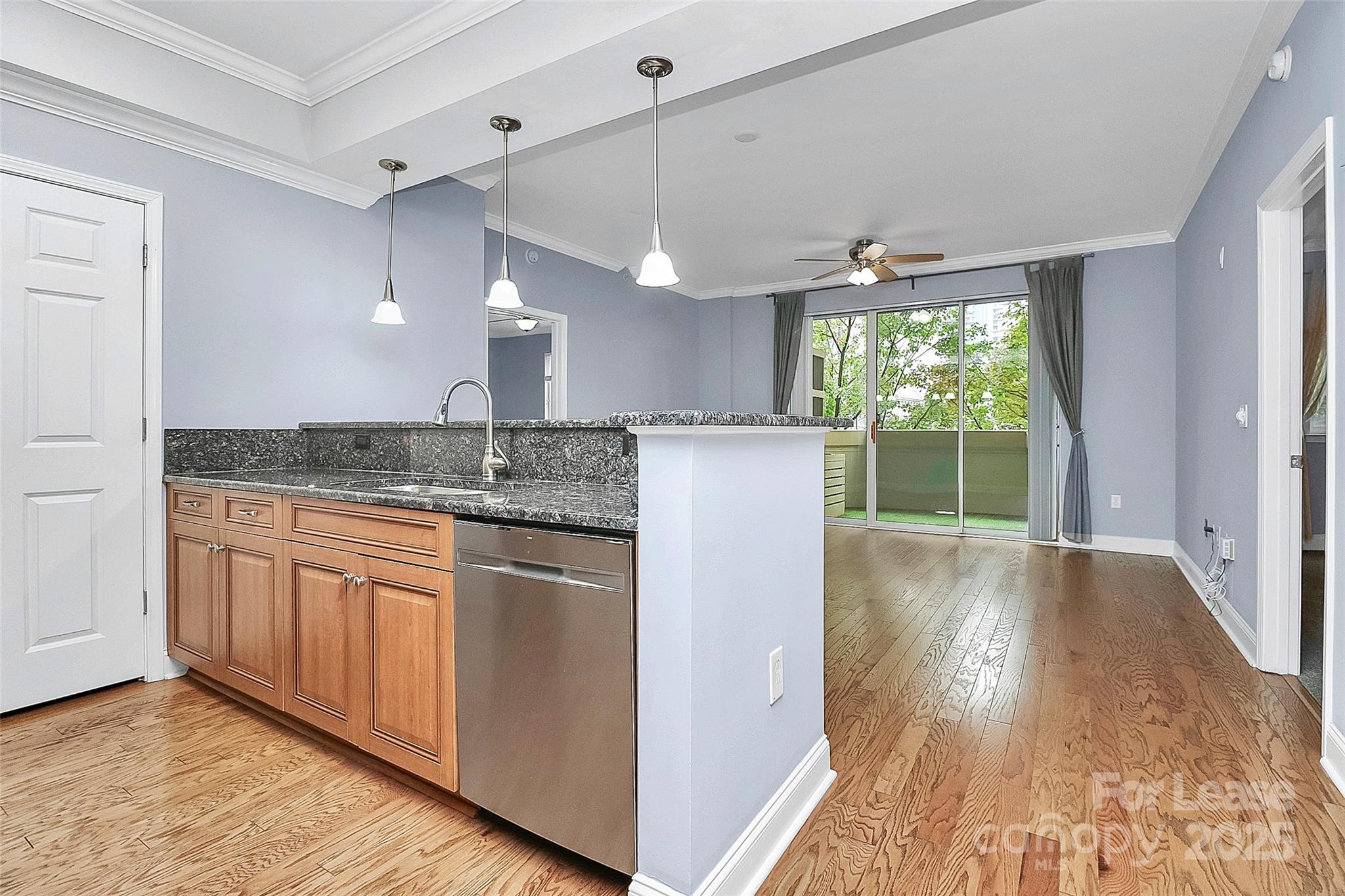 300 W 5th Street 315