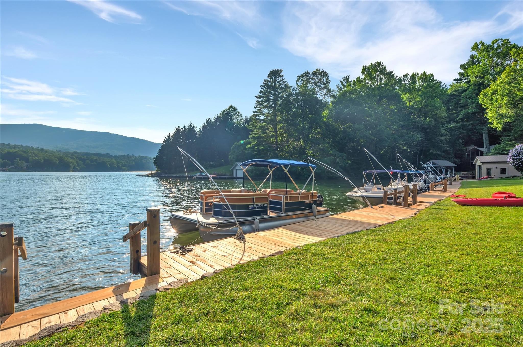 Lake Toxaway Estates - Residential