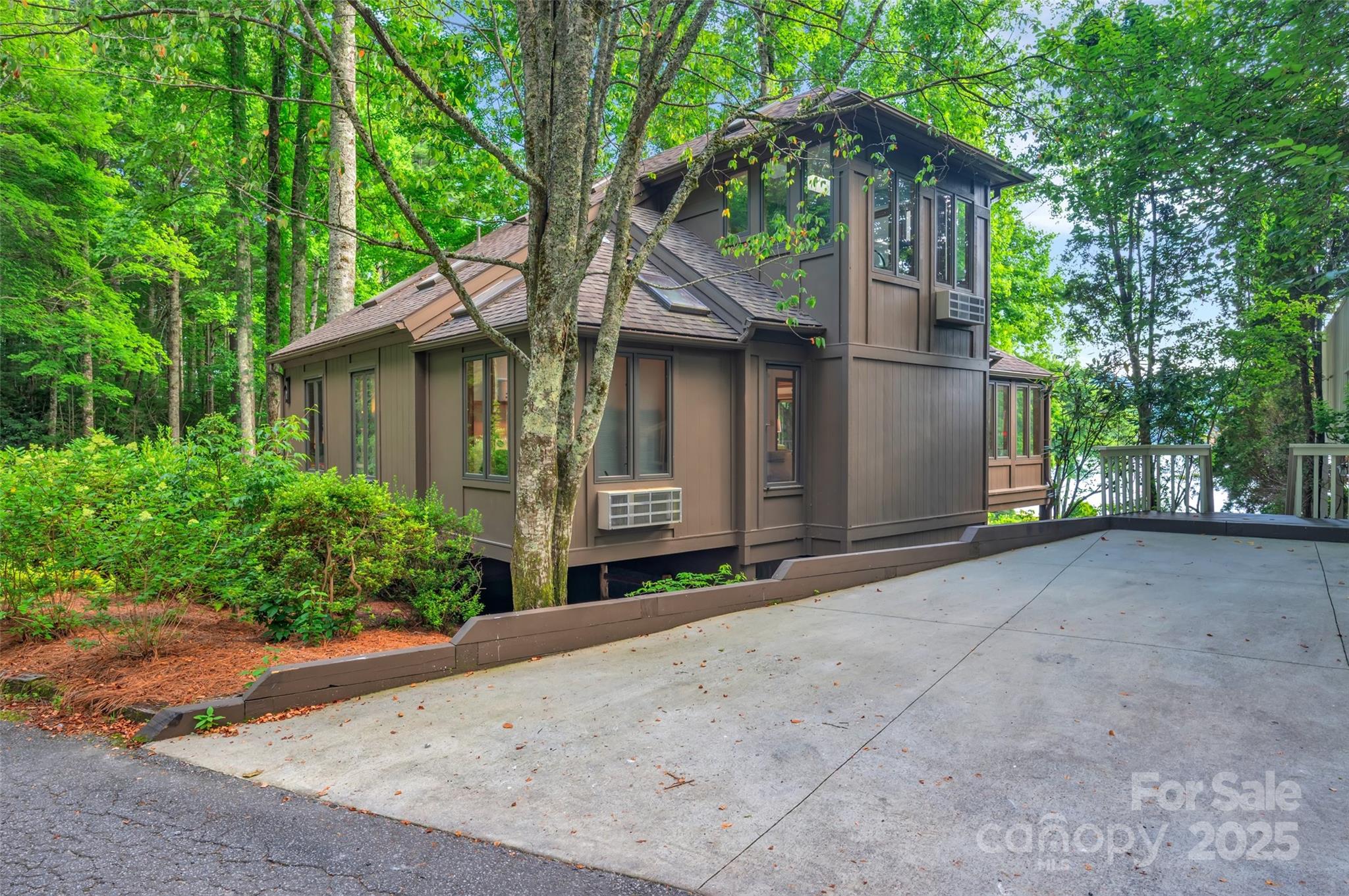 Lake Toxaway Estates - Residential