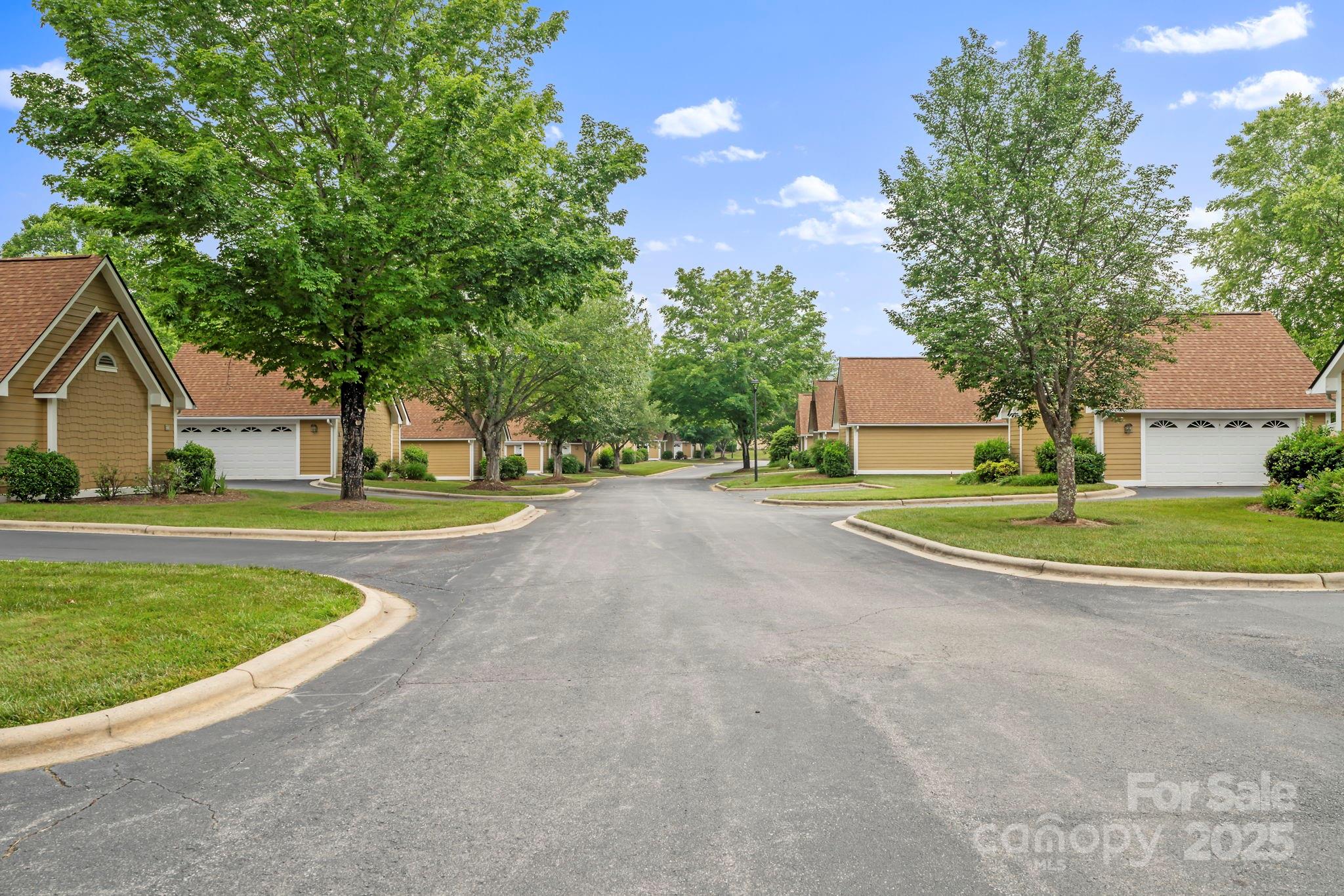 702 Woodlea Court