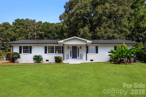 Photo of 5421 Maplewood Lane, Charlotte, NC 28227 (MLS # 4392667)