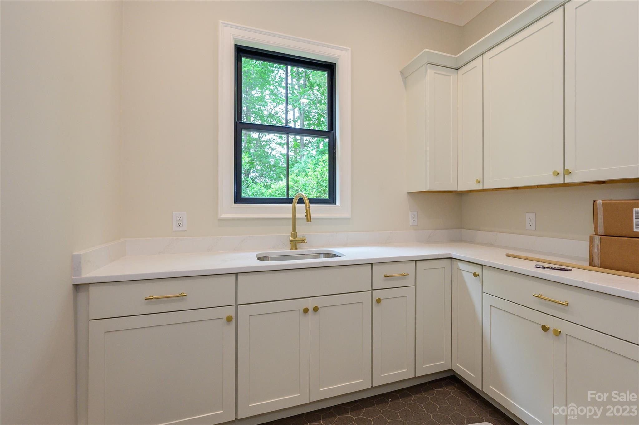 Reverdy End - Residential