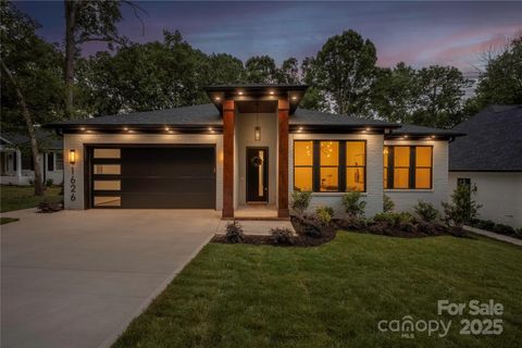 1626 Burtonwood Circle Charlotte NC 28212