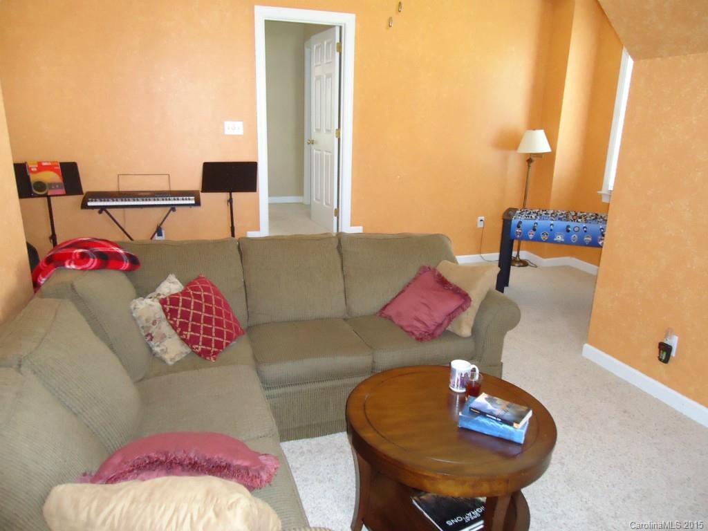 Hunter Oaks - Residential