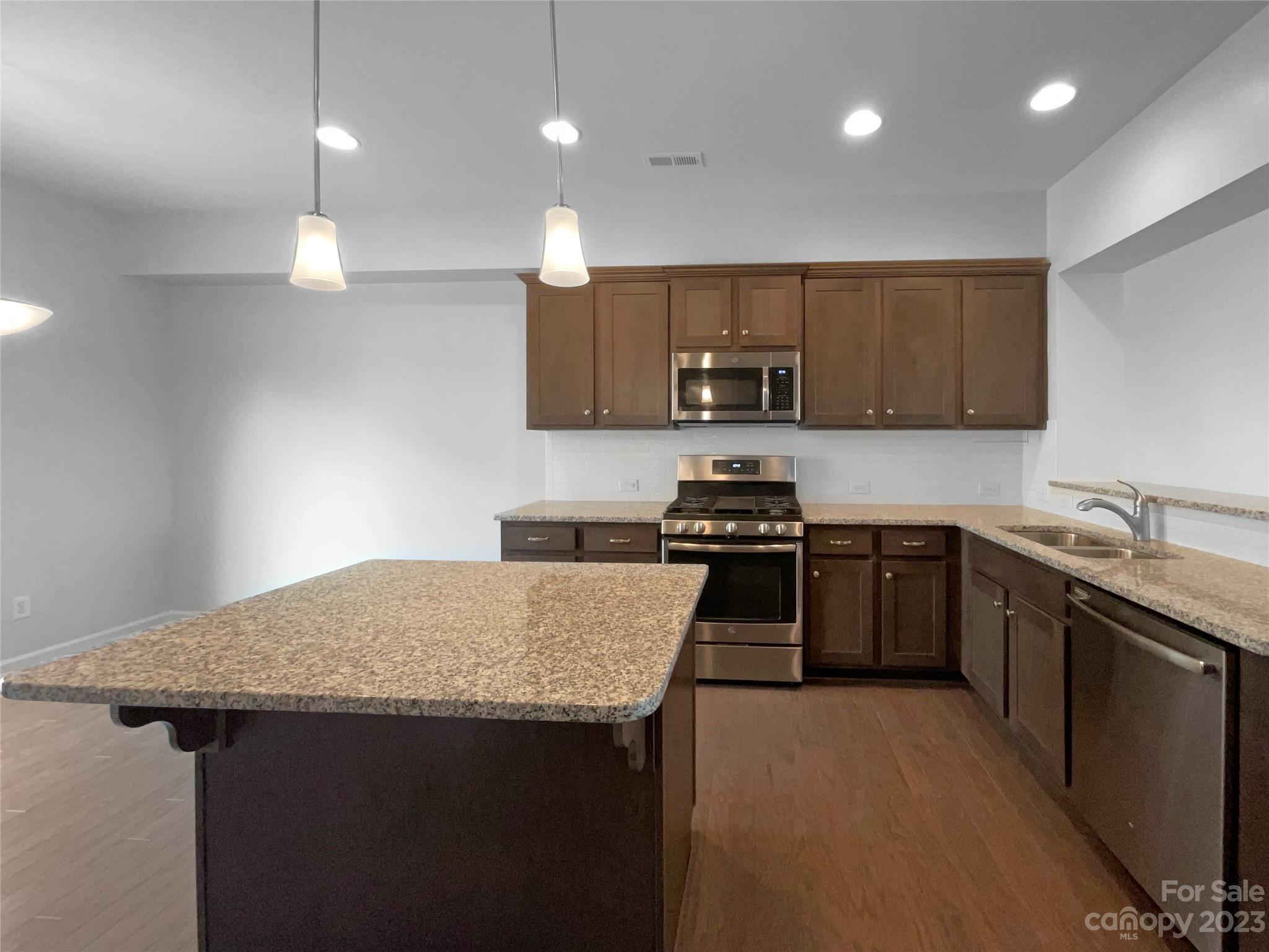 Cameron Creek - Residential
