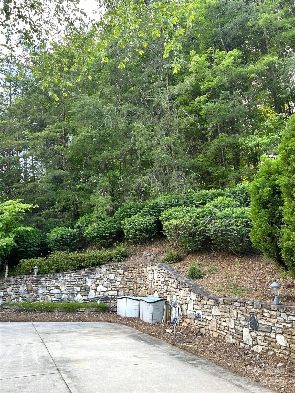 Apple Valley Farms - Land