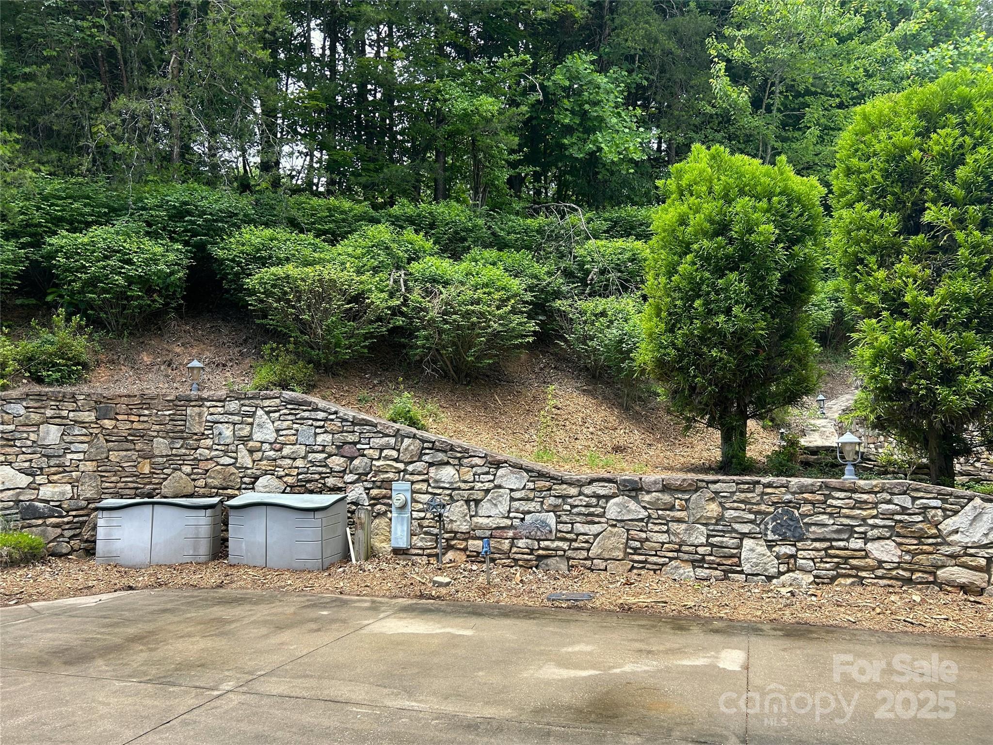 Apple Valley Farms - Land