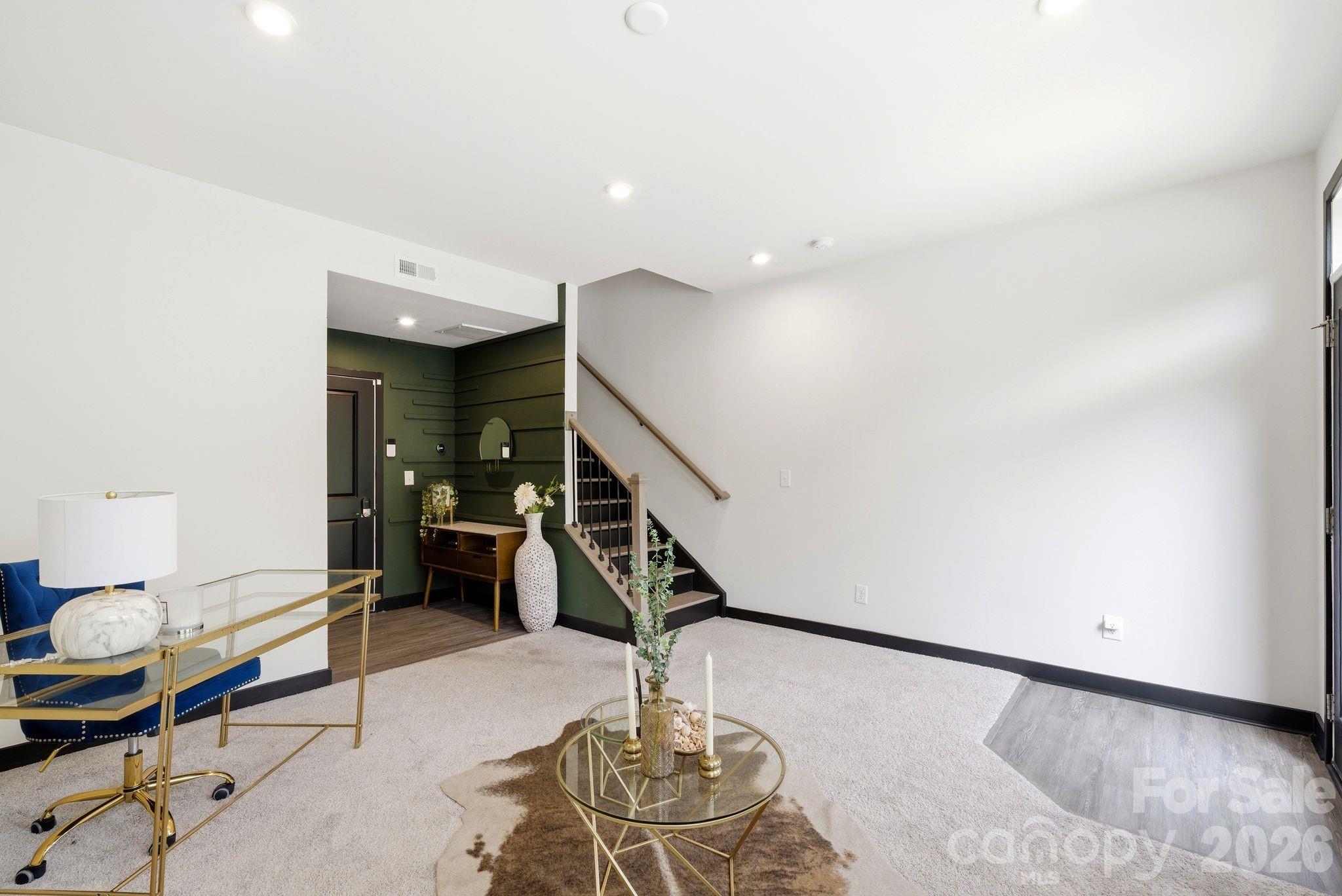 804 Broad River Lane