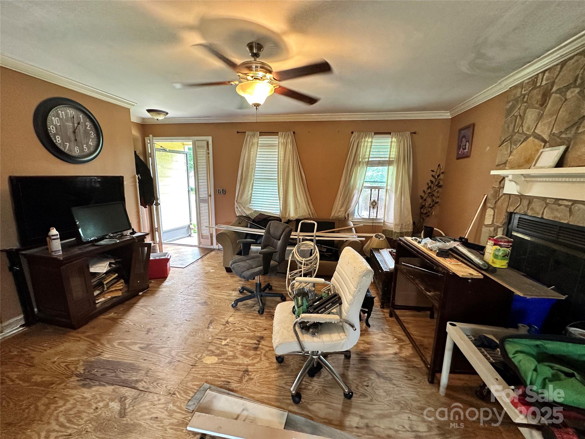 3396 Farm Lake Drive SW