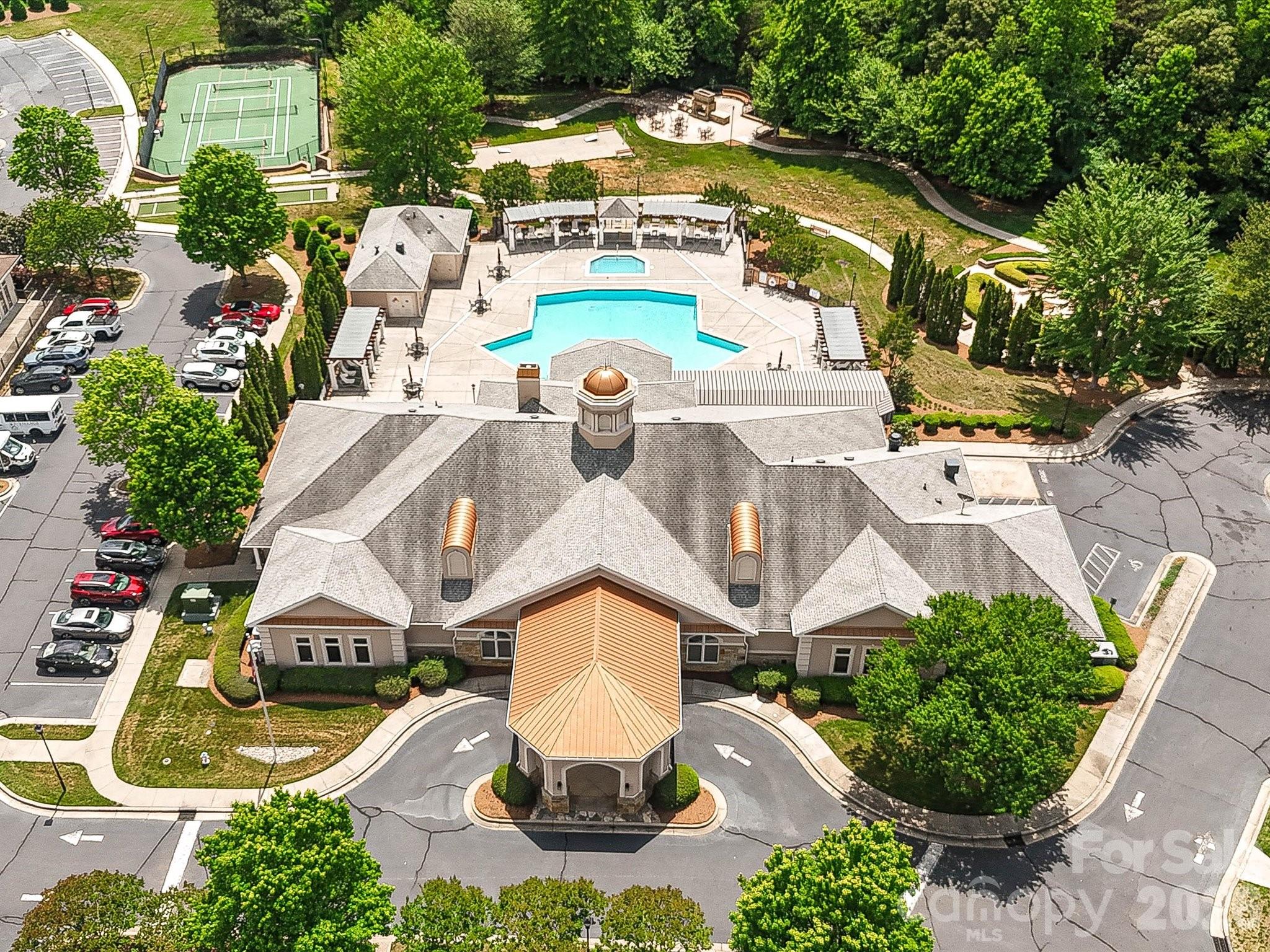 360 Garnet Court