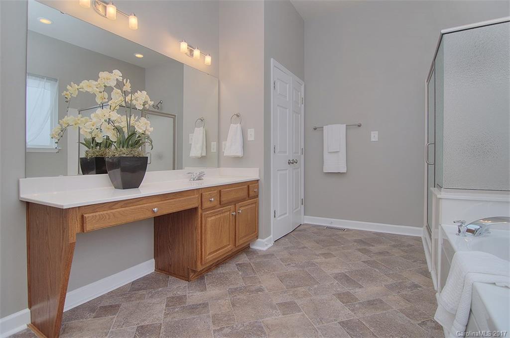 Lake Shore - Residential