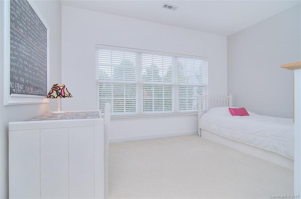 Lake Shore - Residential