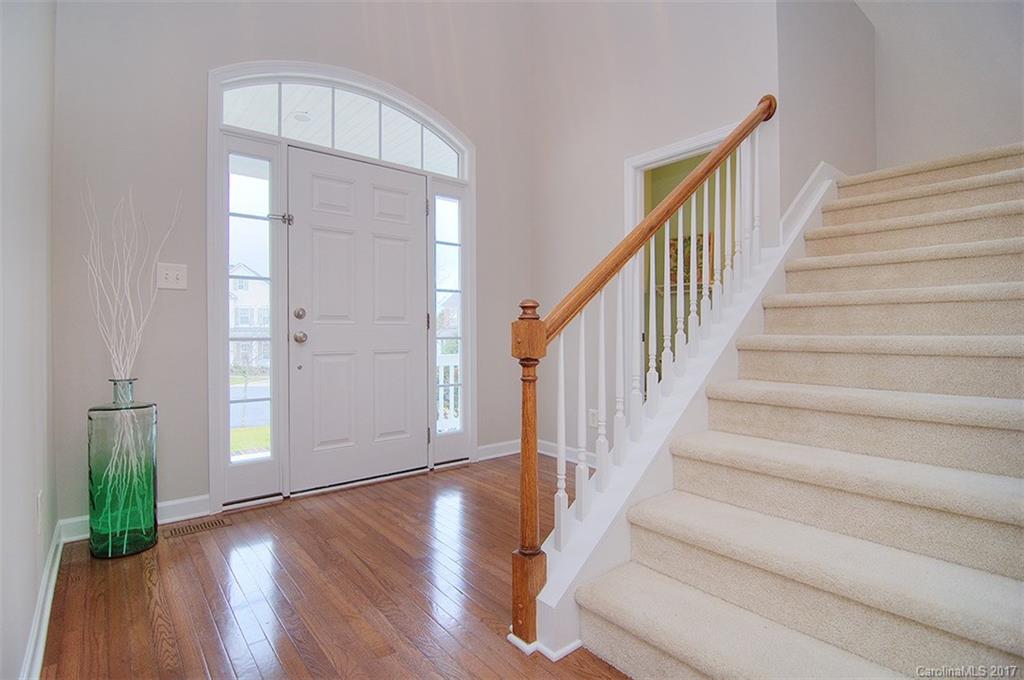 Lake Shore - Residential